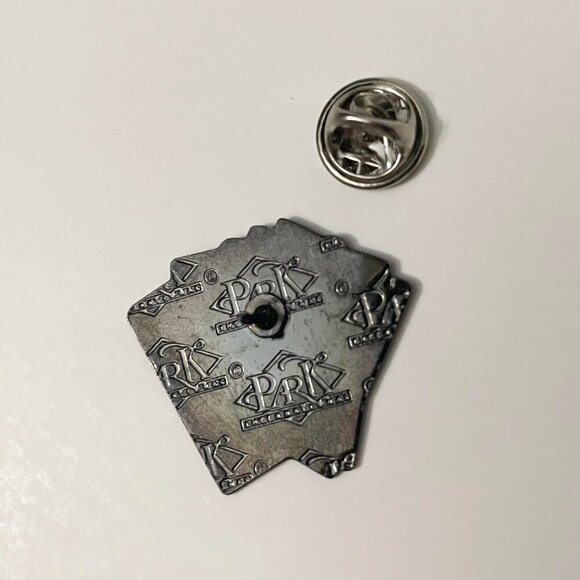 Vintage Park International Deck of Cards Lapel Pin Royal Flush Poker Cards - Picture 7 of 10